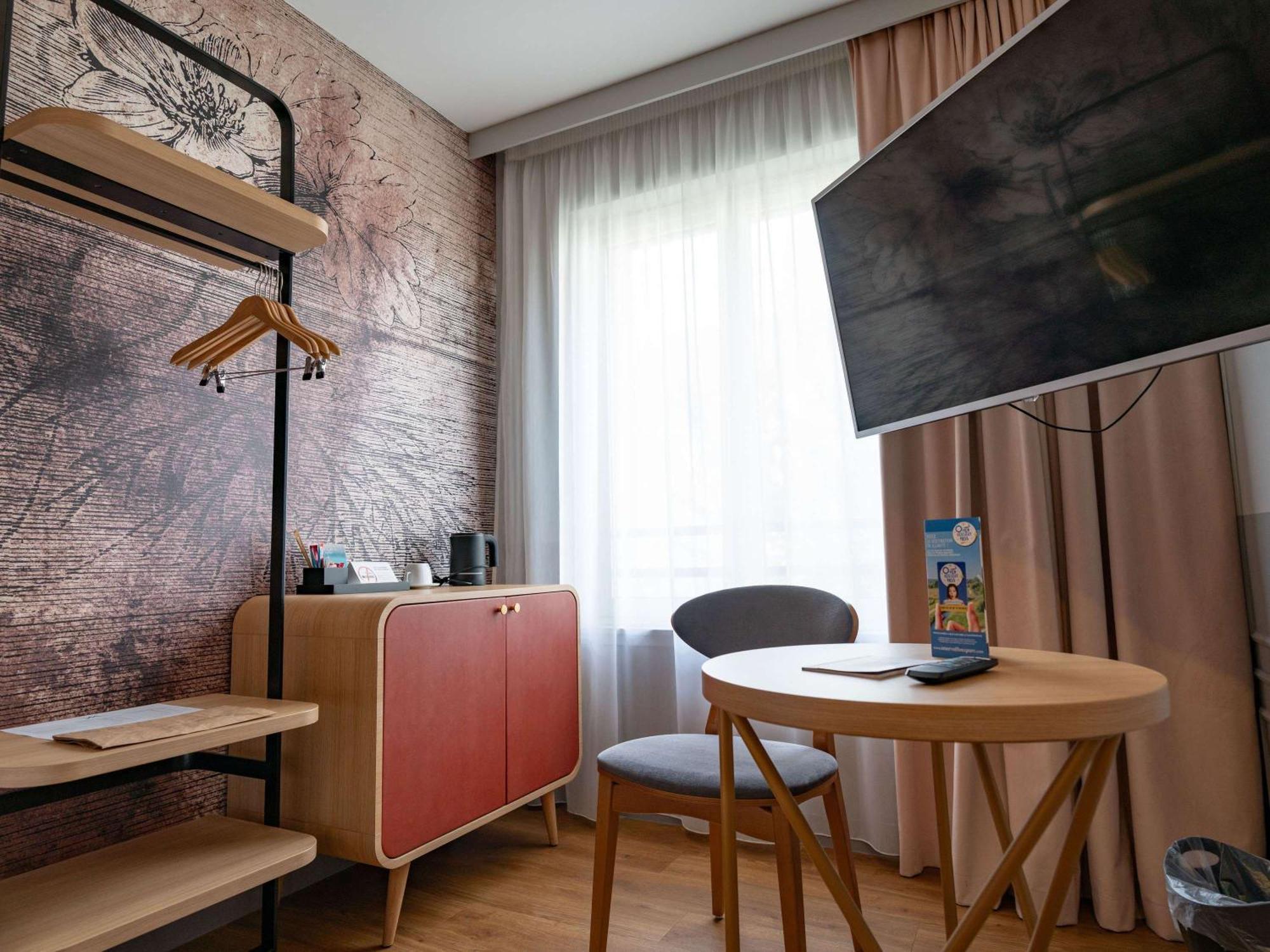 Mercure Saint Omer Centre Gare エクステリア 写真